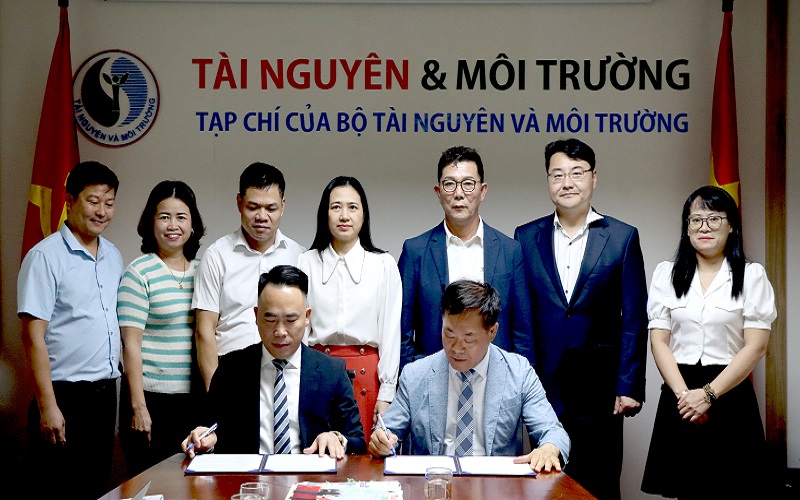 Tạp chí Tài nguyên và Môi trường ký kết hợp tác với Báo Gyeongnam Maeil (Hàn Quốc)