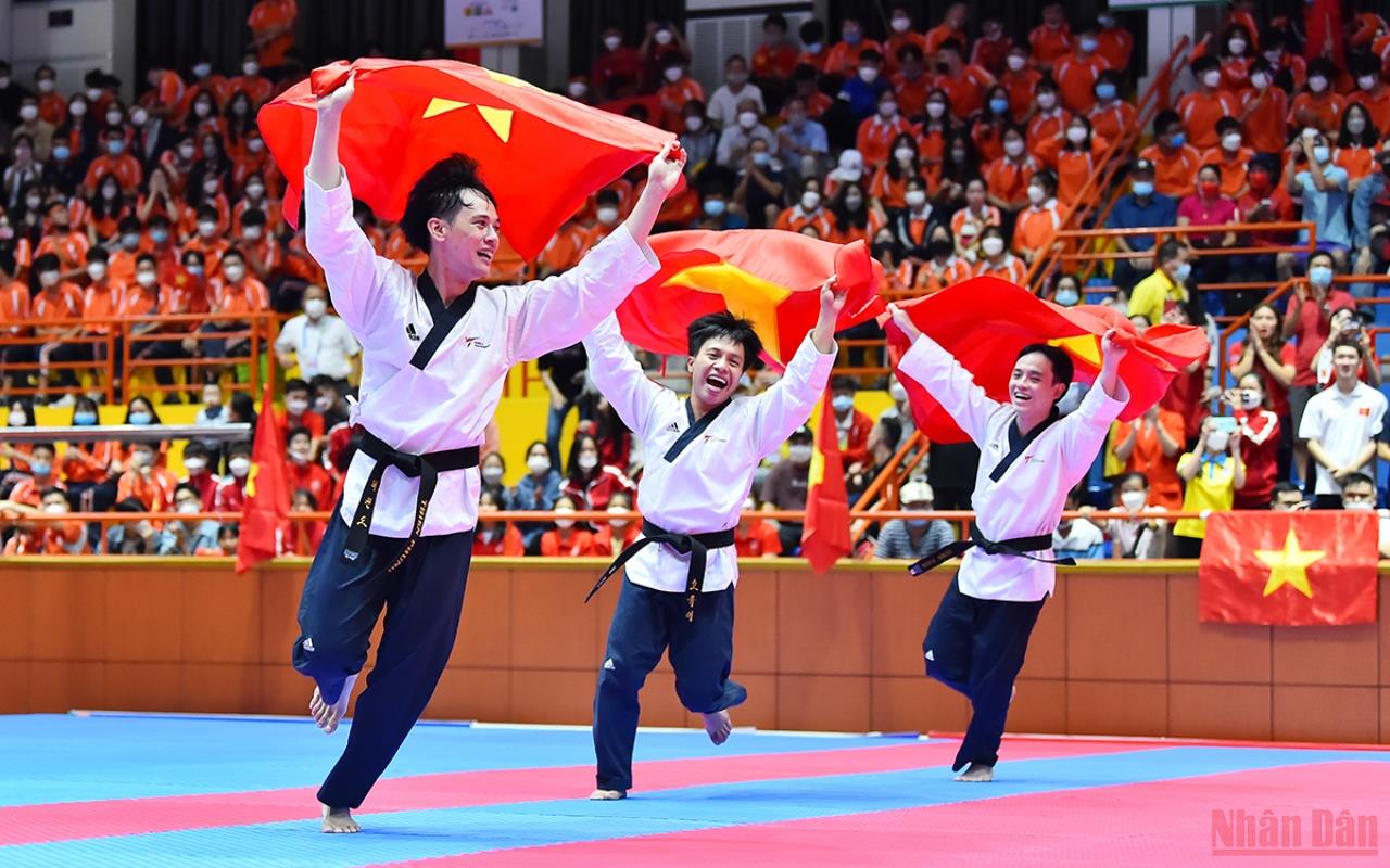 Phút giây hạnh phúc của đội tuyển Taekwondo Việt Nam tại SEA Games 31