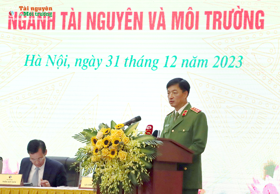 Hội nghị tổng kết công tác năm 2023 và triển khai nhiệm vụ năm 2024 ngành Tài nguyên và Môi trường