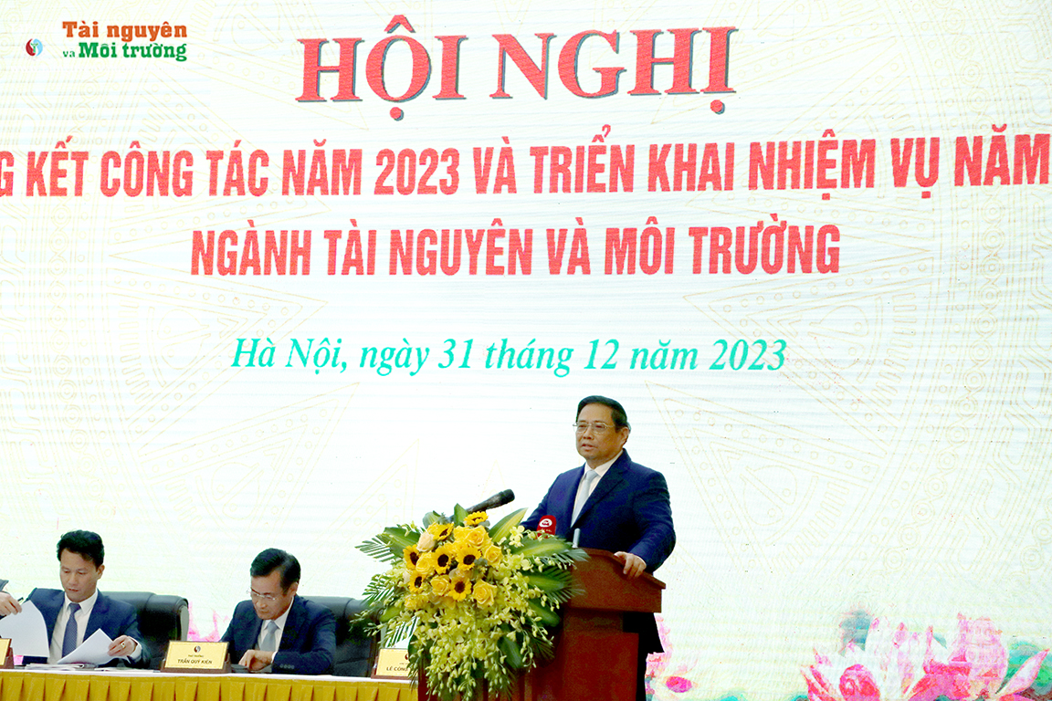 Hội nghị tổng kết công tác năm 2023 và triển khai nhiệm vụ năm 2024 ngành Tài nguyên và Môi trường