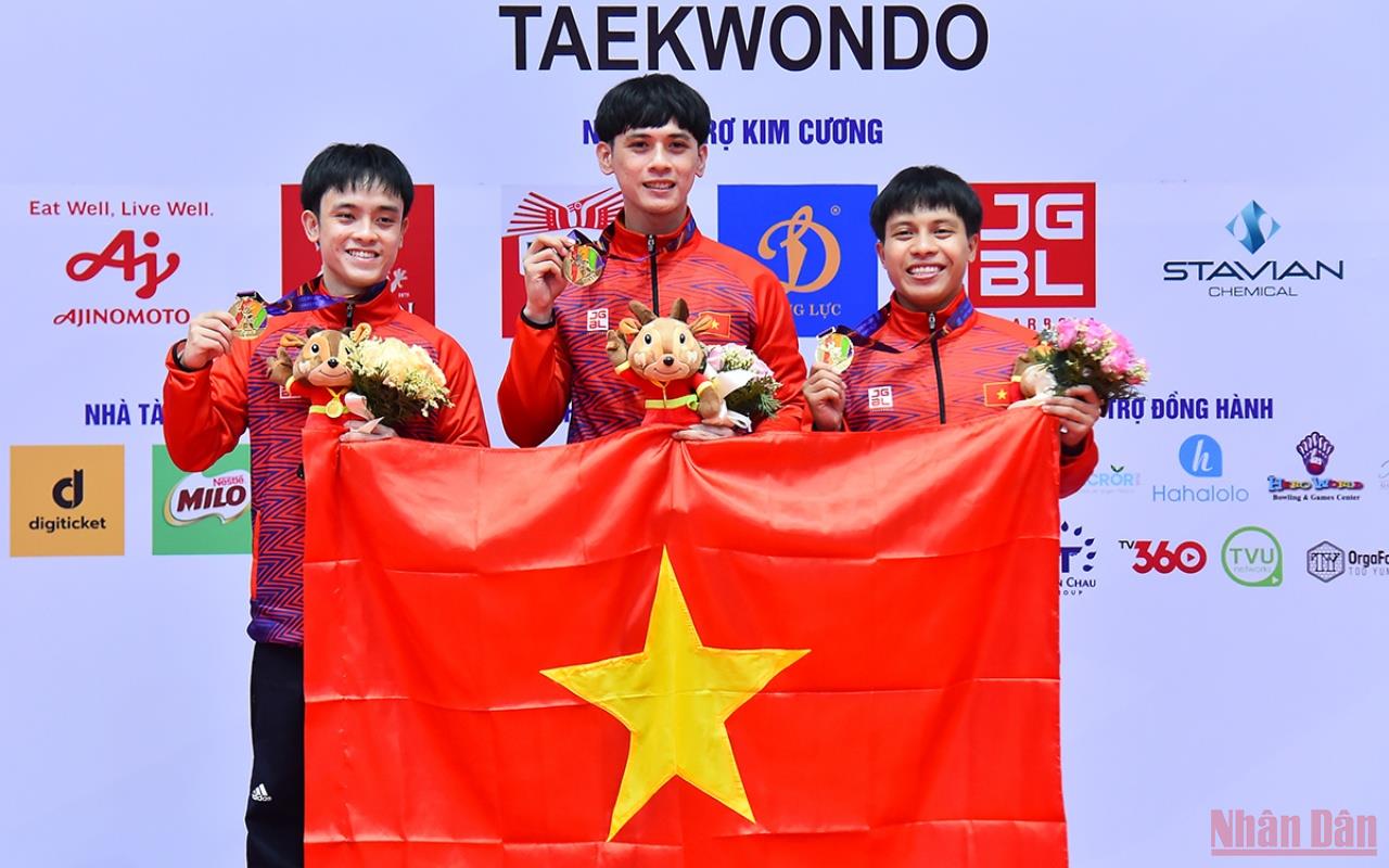 Phút giây hạnh phúc của đội tuyển Taekwondo Việt Nam tại SEA Games 31