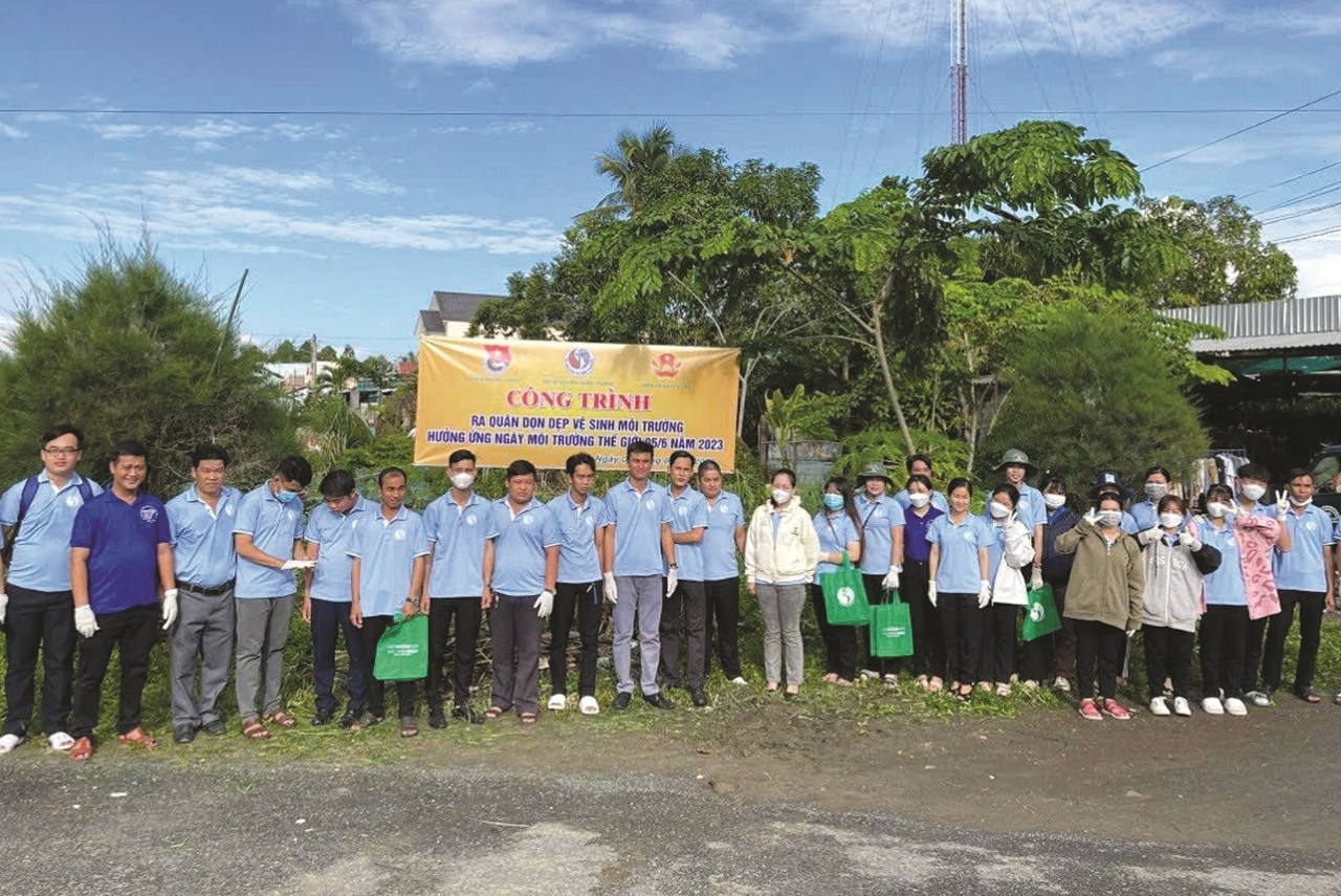 Đẩy mạnh những công tác thiết thực “vì một Hậu Giang xanh”