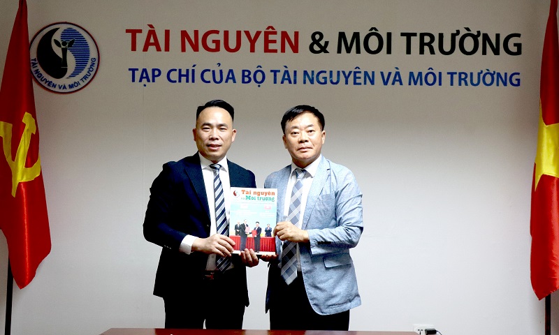 Tạp chí Tài nguyên và Môi trường ký kết hợp tác với Nhật Báo Gyeongnam Maeil (Hàn Quốc)