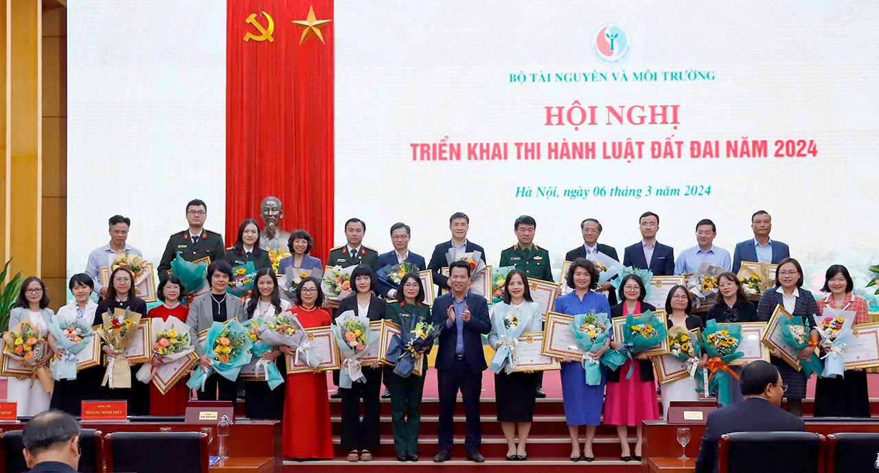 Khơi thông nguồn lực, khơi dậy tiềm năng, phát huy cao nhất giá trị nguồn lực đất đai