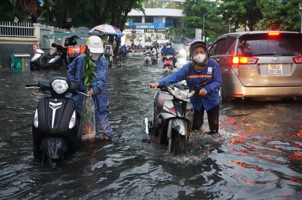 TPHCM điểm danh những tuyến đường ngập úng khi mưa lớn, triều dâng năm 2022