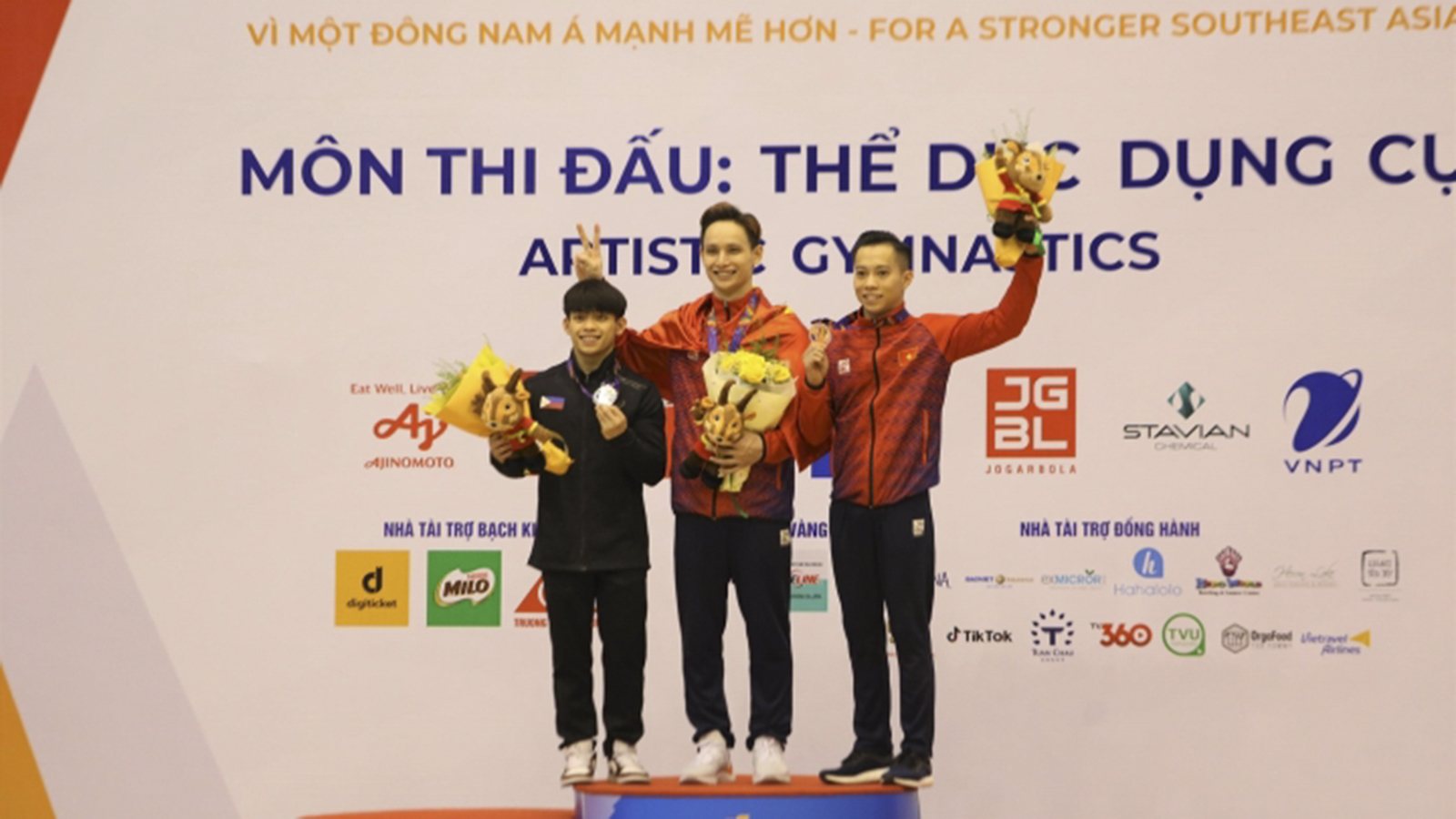 Thắng ĐKVĐ thế giới, Đinh Phương Thành giành liền 2 HCV SEA Games