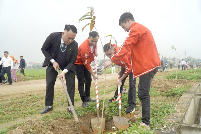 Tạp chí Tài nguyên và Môi trường: Phát động Tết trồng cây Xuân Giáp Thìn 2024 tại xã Vạn Thắng, huyện Nông Cống (Thanh Hóa)