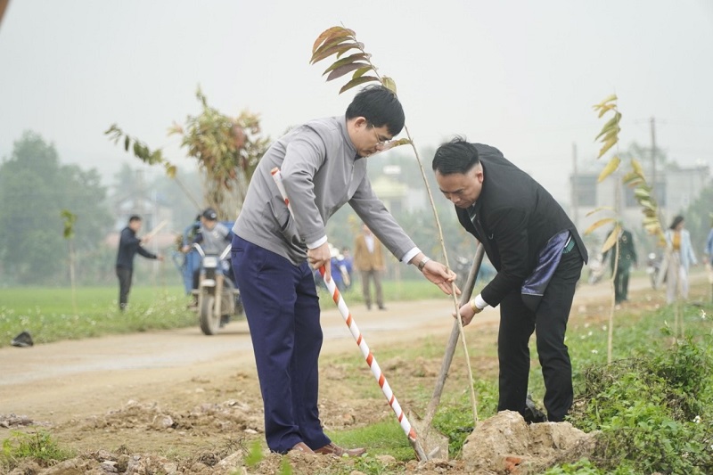 Tạp chí Tài nguyên và Môi trường: Phát động Tết trồng cây Xuân Giáp Thìn 2024 tại xã Vạn Thắng, huyện Nông Cống (Thanh Hóa)