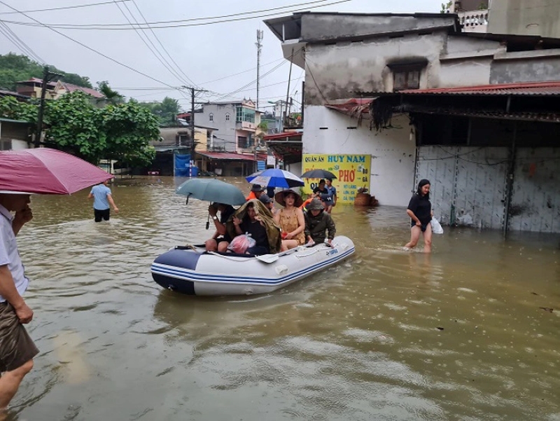 Mưa lũ Hà Giang và câu chuyện giữ, bảo vệ rừng phòng hộ đầu nguồn