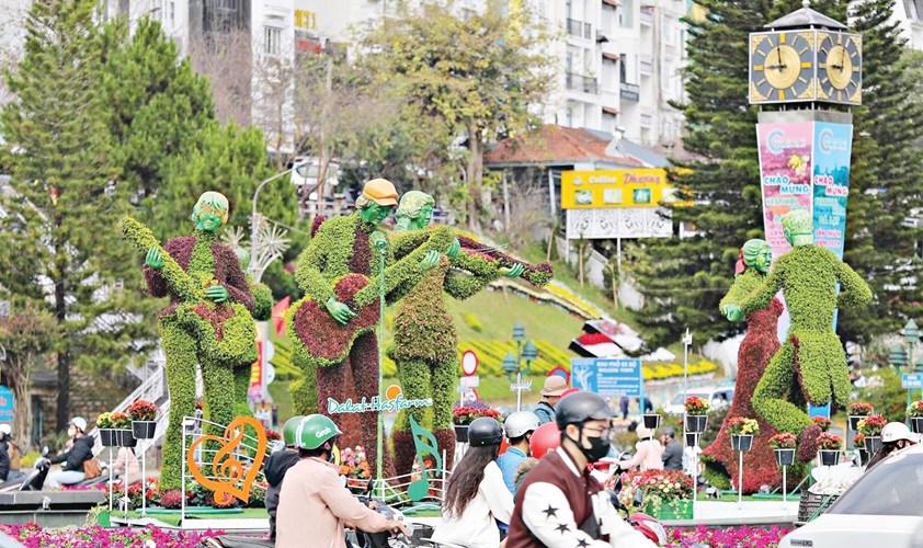 CHÀO MỪNG FESTIVAL HOA ÐÀ LẠT LẦN THỨ X - NĂM 2024: Đưa Festival Hoa Đà Lạt thành lễ hội quốc gia