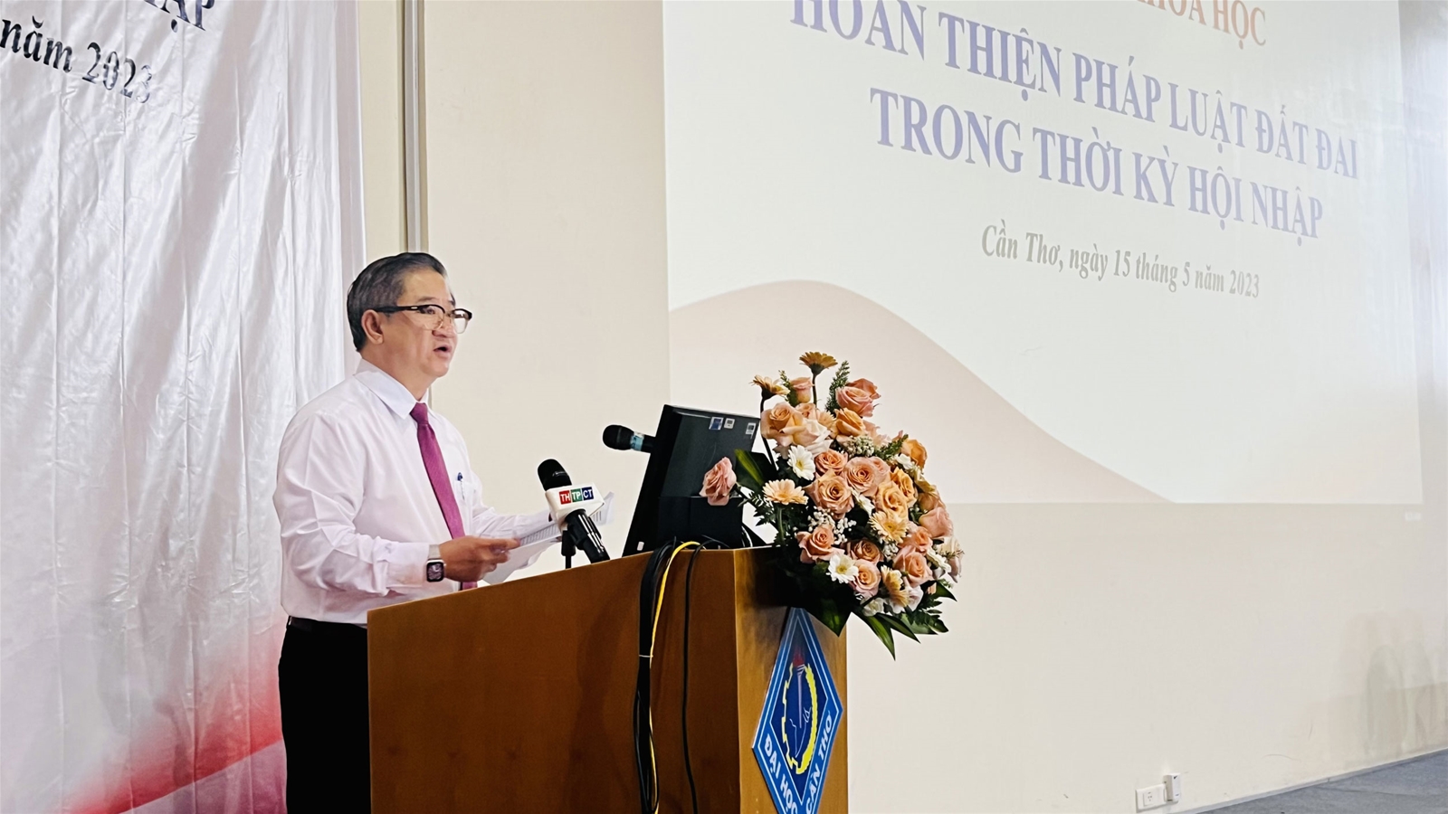 Hội thảo khoa học về “hoàn thiện pháp luật đất đai trong thời kỳ hội nhập”