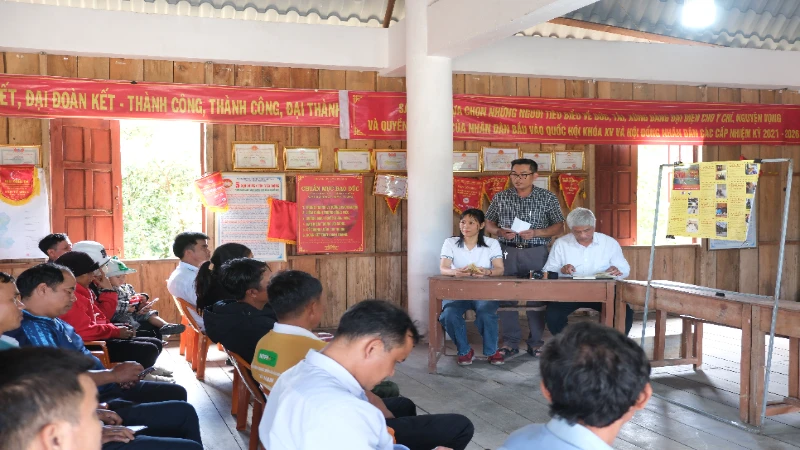 Hướng dẫn kỹ năng ứng phó động đất cho người dân khu vực tâm chấn huyện KonPlong