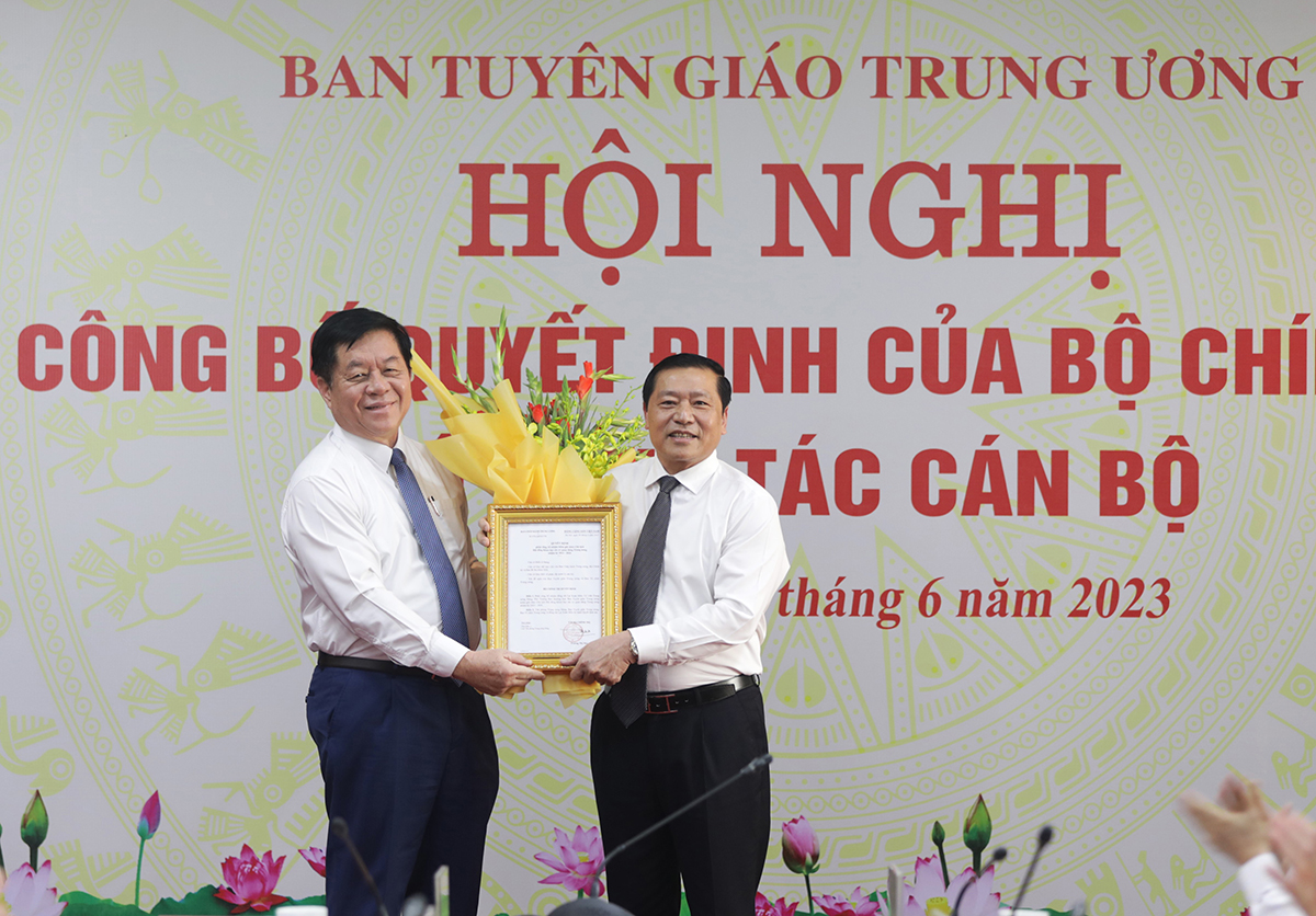 Tiến sĩ Lại Xuân Môn giữ chức Chủ tịch Hội đồng Khoa học các cơ quan Đảng Trung ương nhiệm kỳ 2021-2026