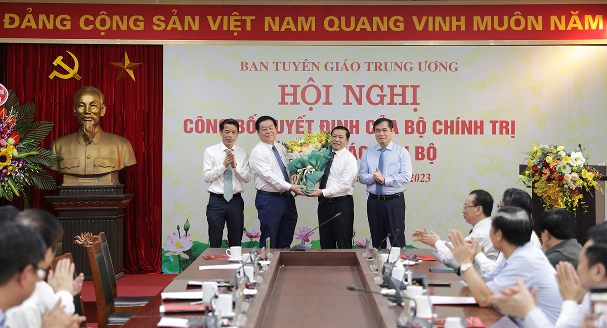 Tiến sĩ Lại Xuân Môn giữ chức Chủ tịch Hội đồng Khoa học các cơ quan Đảng Trung ương nhiệm kỳ 2021-2026