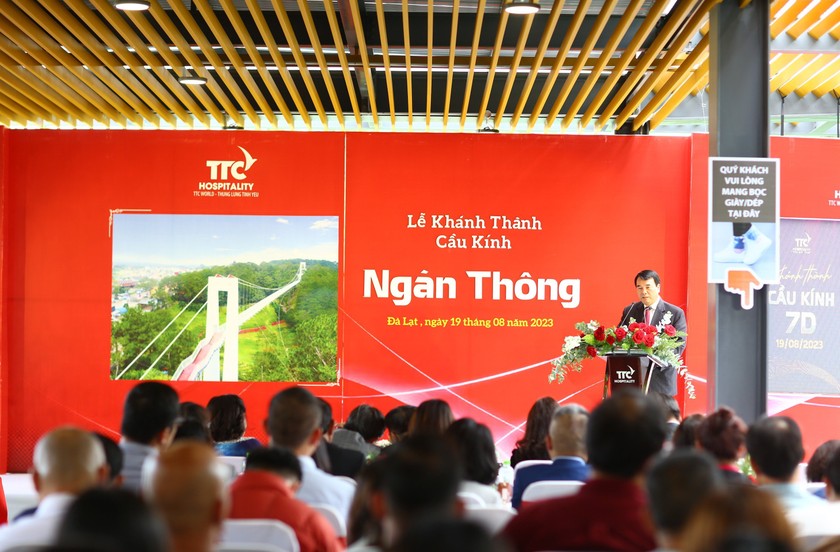 Miền Trung - Tây Nguyên có cầu kính công nghệ 7D đầu tiên