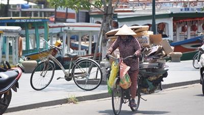 Nghề đồng nát và câu chuyện kinh tế tuần hoàn