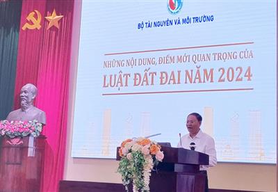 (Ảnh) Bộ TN&MT phổ biến Luật Đất đai 2024  và Luật Tài nguyên nước tại Bến Tre